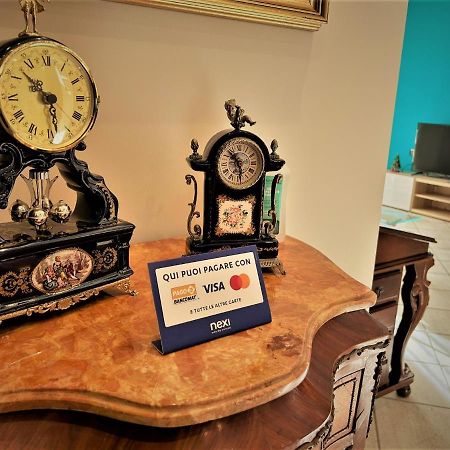 Acquamarina Holiday House Салерно Екстериор снимка
