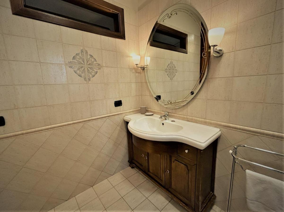 Acquamarina Holiday House Салерно Екстериор снимка